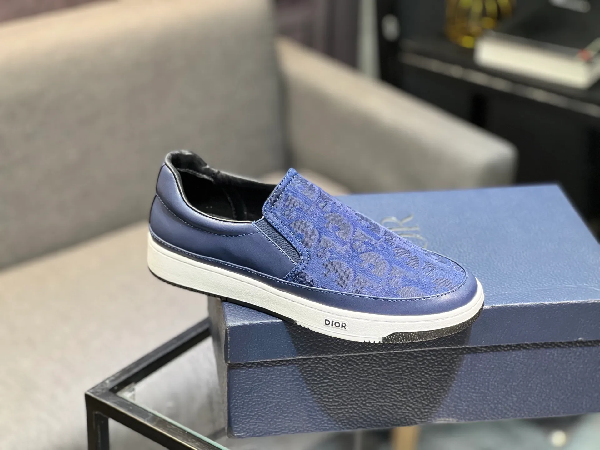 Men's shoes 💰420 [Dior] 🔝The latest masterpiece of high-end men's shoes brand: original special cloth fabric imported from Italy + cowhide + imported sheepskin lining 🔥Original toe-cap rubber outsole Soft and comfortable, making walking more convenient and comfortable! Size: 38-44 (45 can be customized)